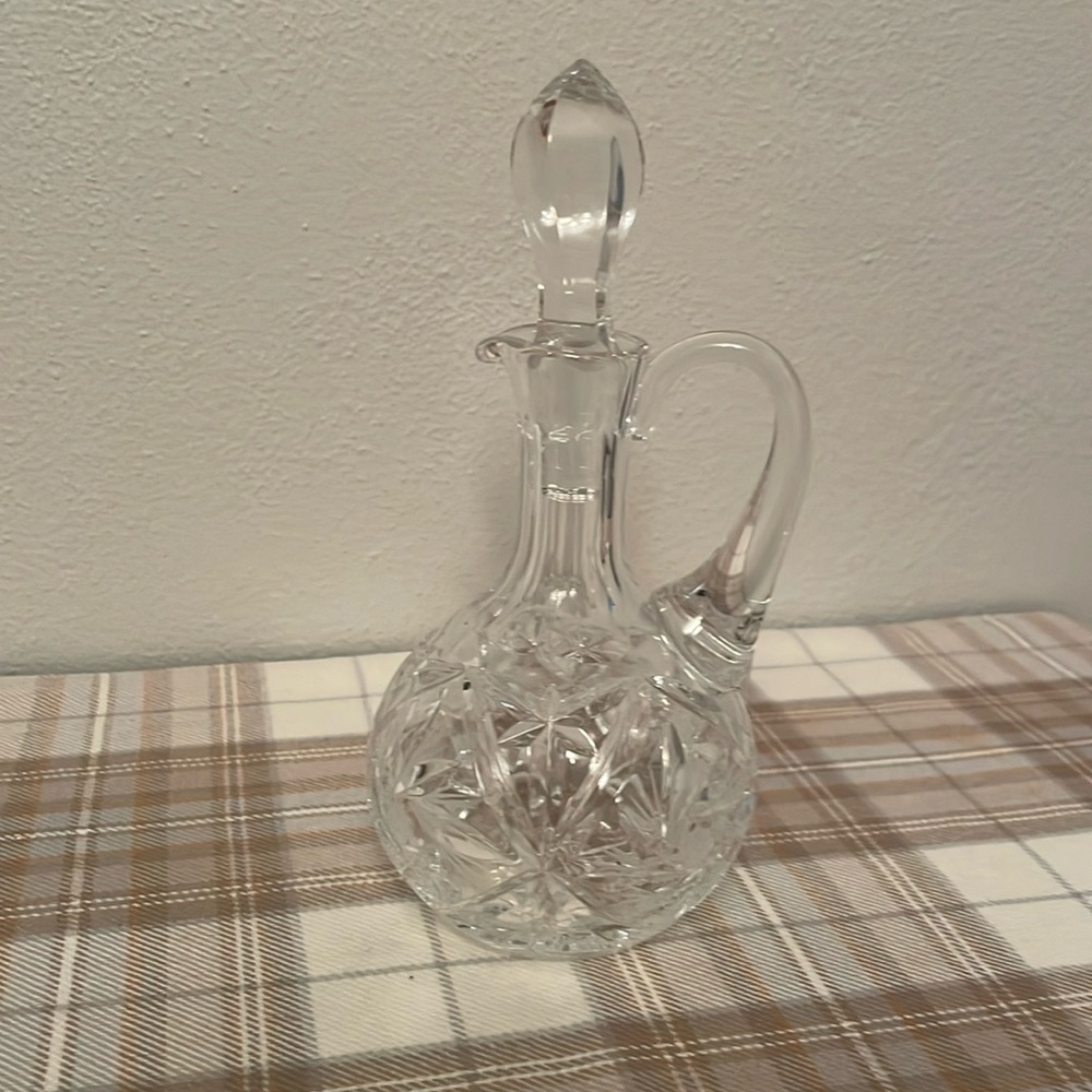 Cruet Cut Glass Crystal Oil or Vinegar Decanter with Stopper